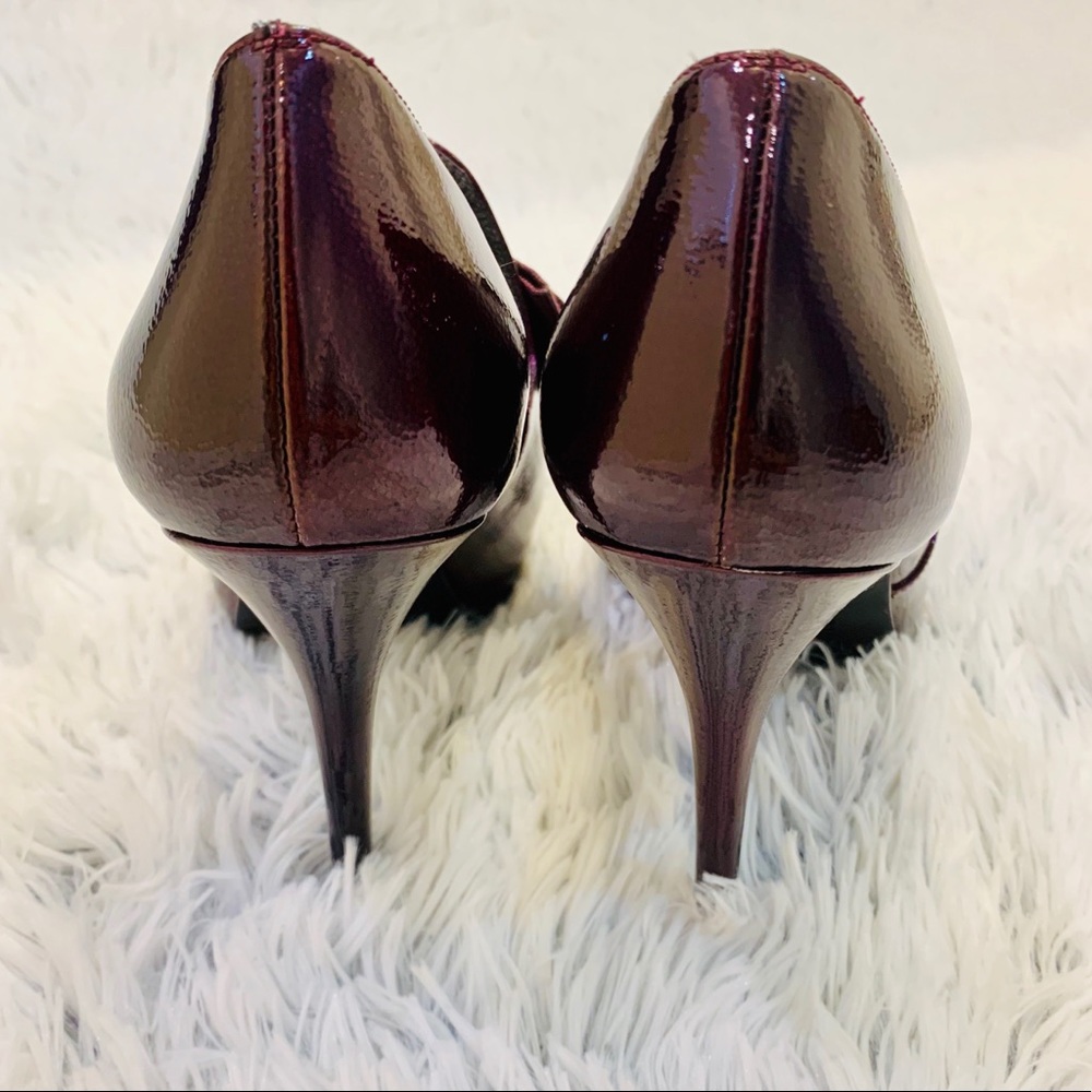 Stuart Weitzman peep toe w/ bow - Picture 4 of 5